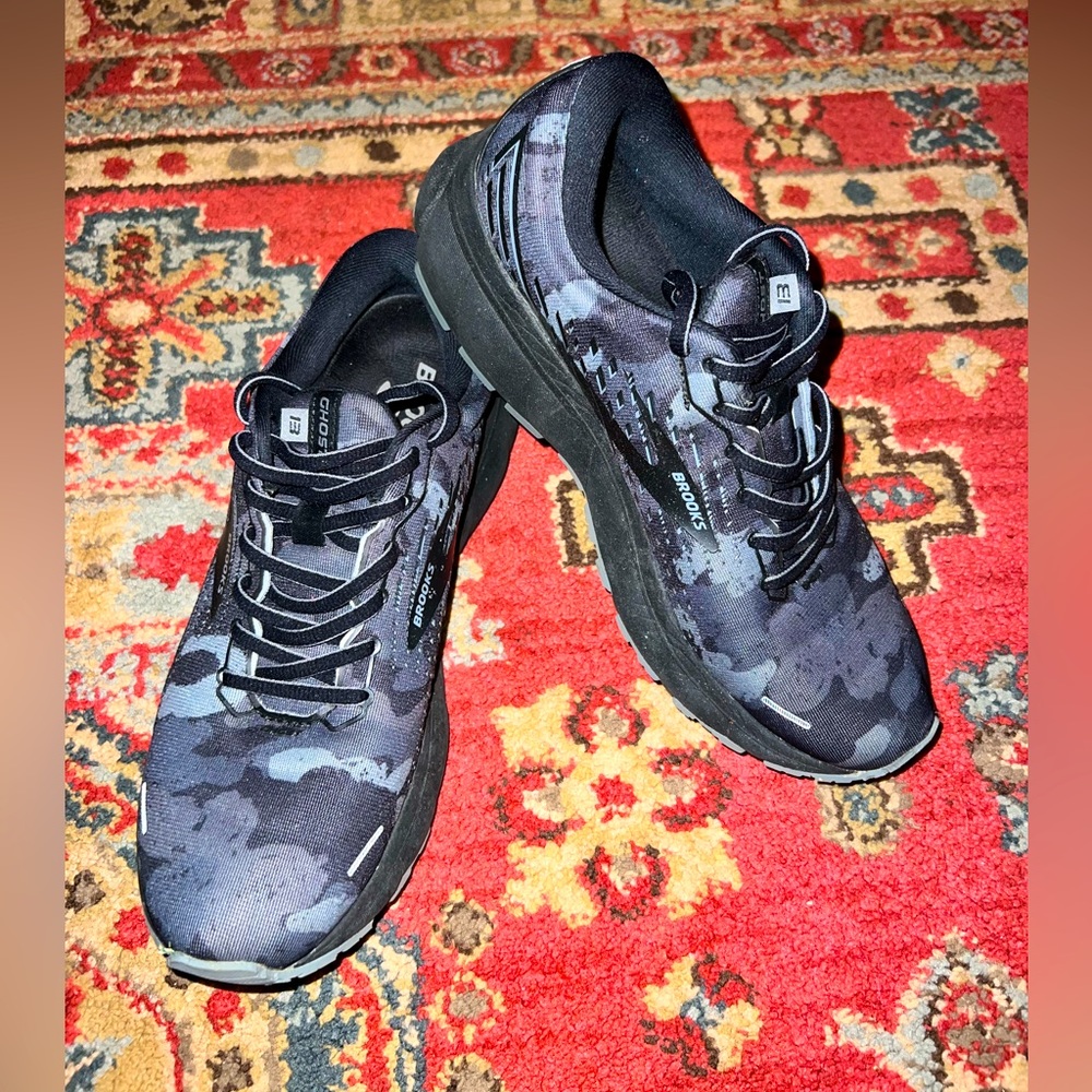 Brooks Ghost Men’s running shoes size 8-wore once